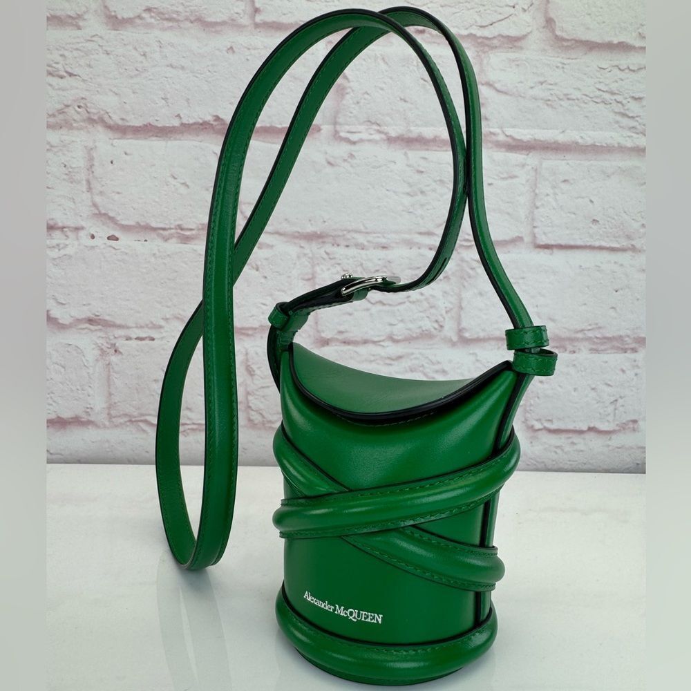 Alexander McQueen Bucket Mini Curve Green Bag